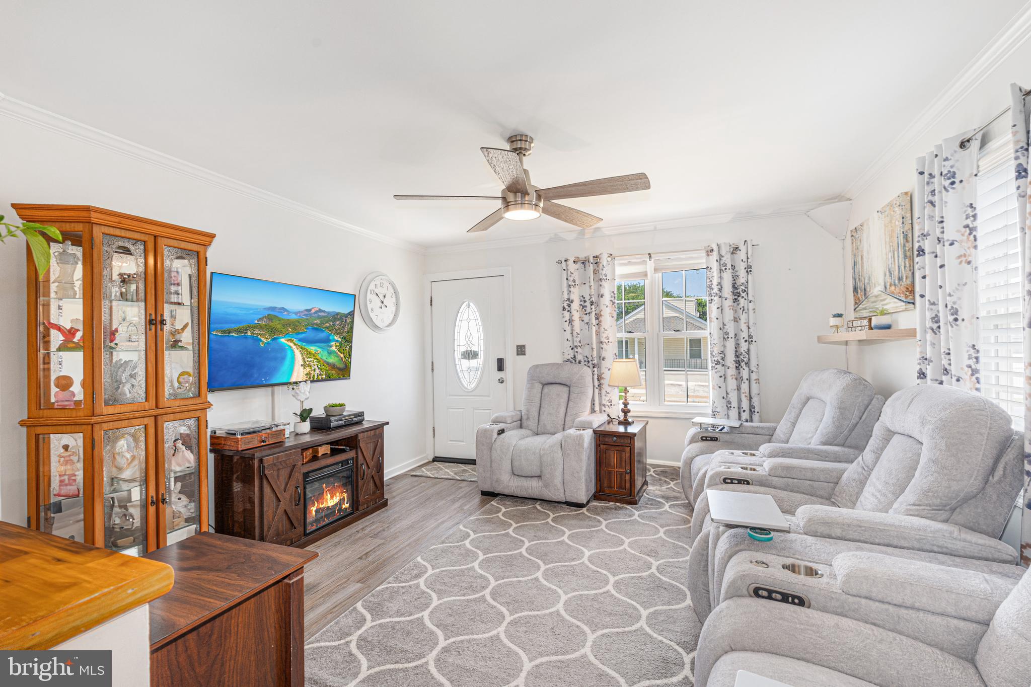 GRAY MANOR HOMES - Residential