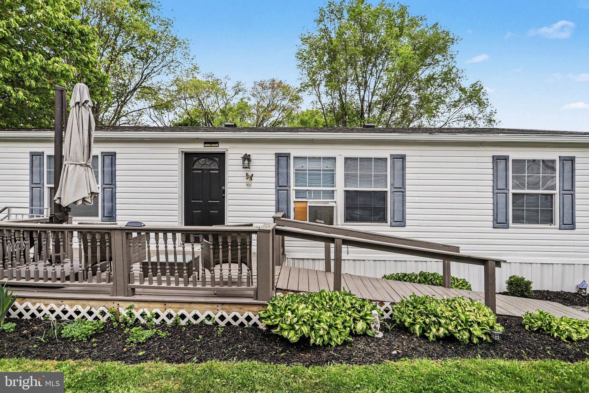 PARKVIEW ACRES MHP - Residential