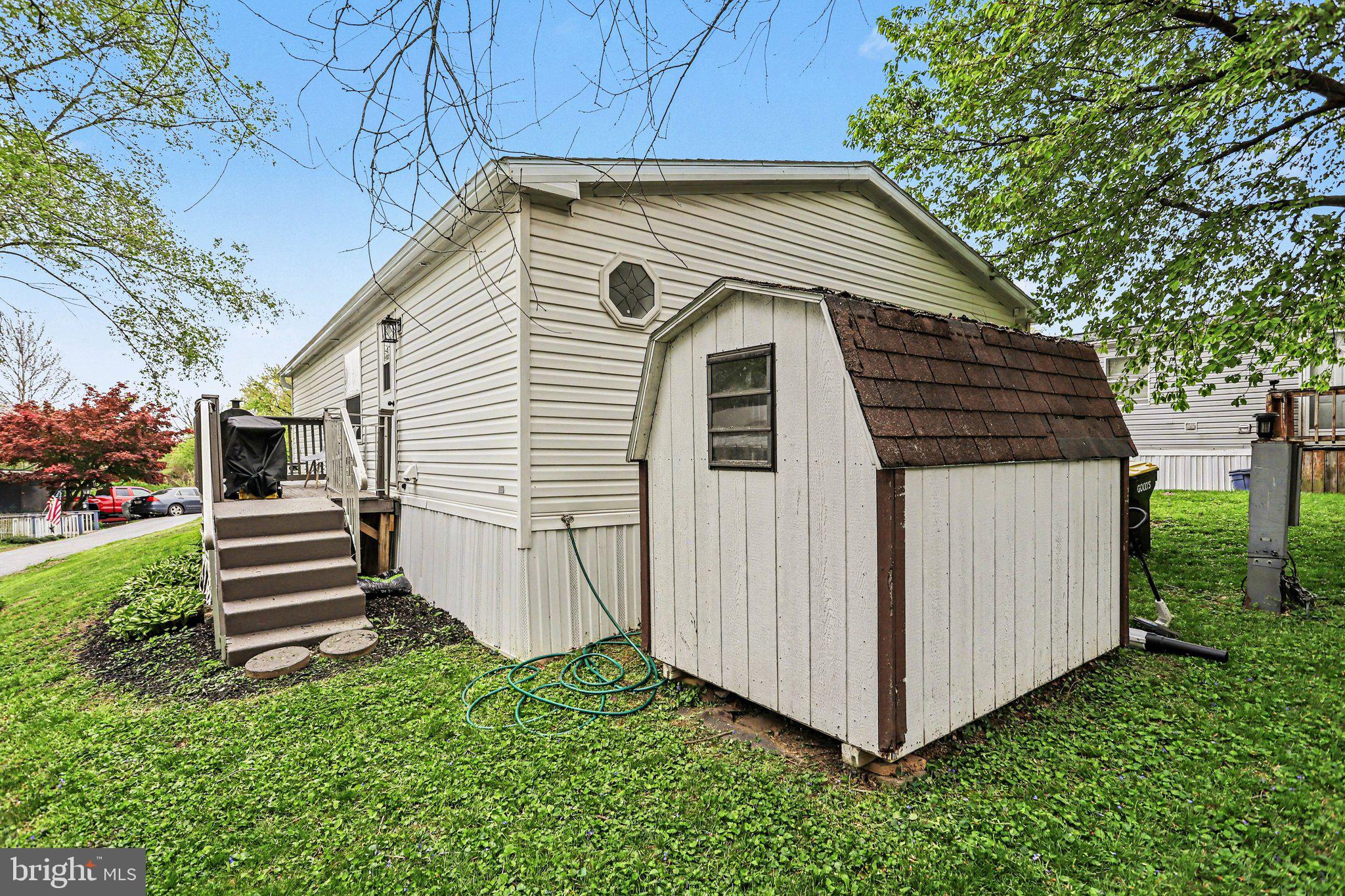 PARKVIEW ACRES MHP - Residential