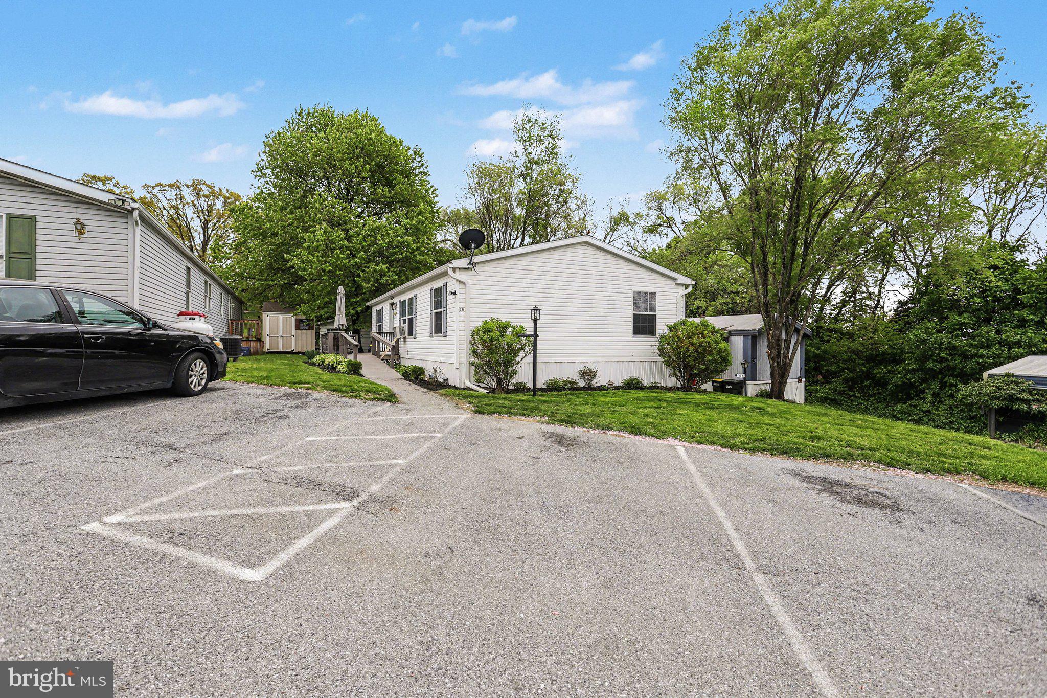 PARKVIEW ACRES MHP - Residential