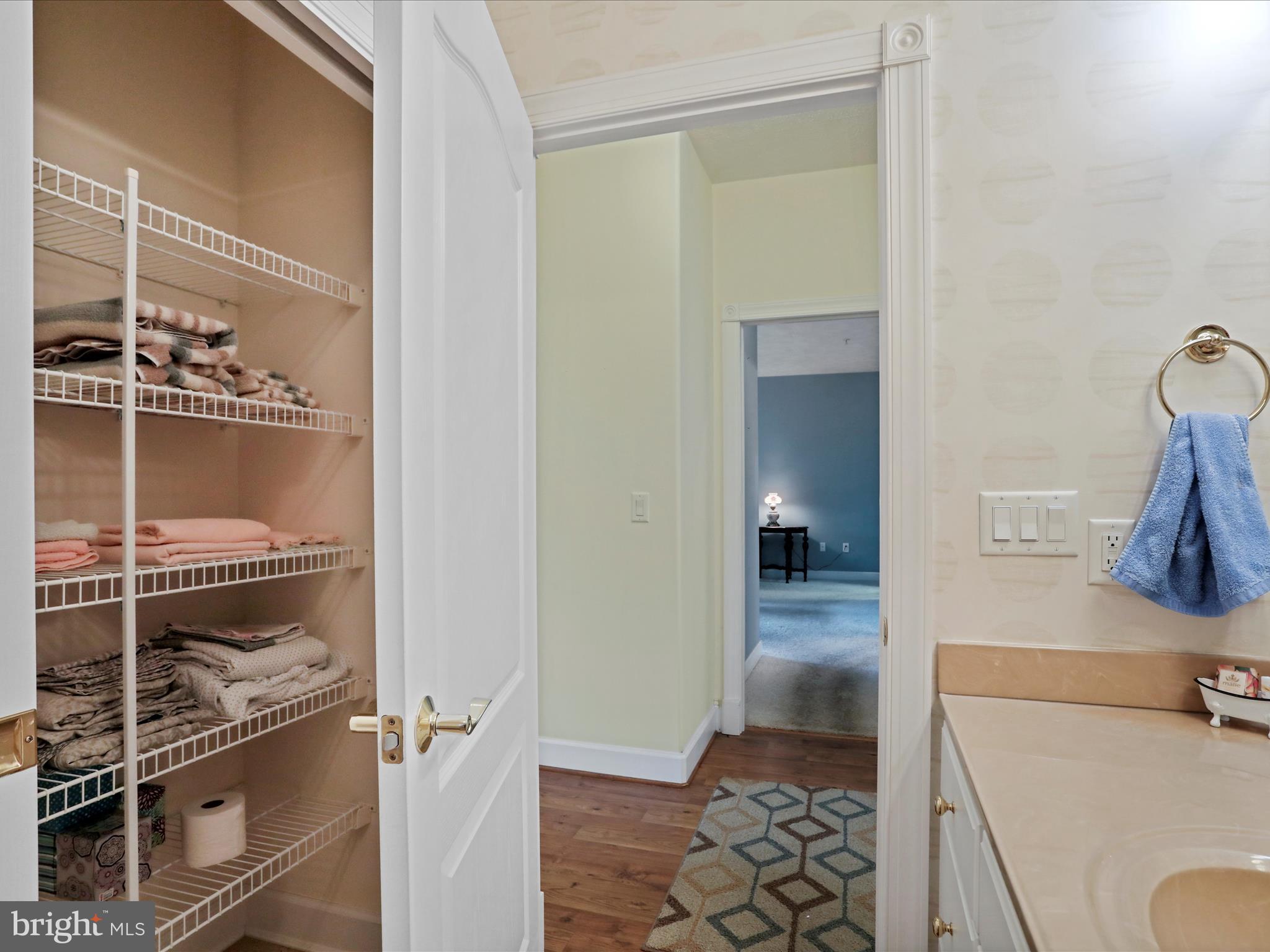 CORTLAND MANOR - Residential