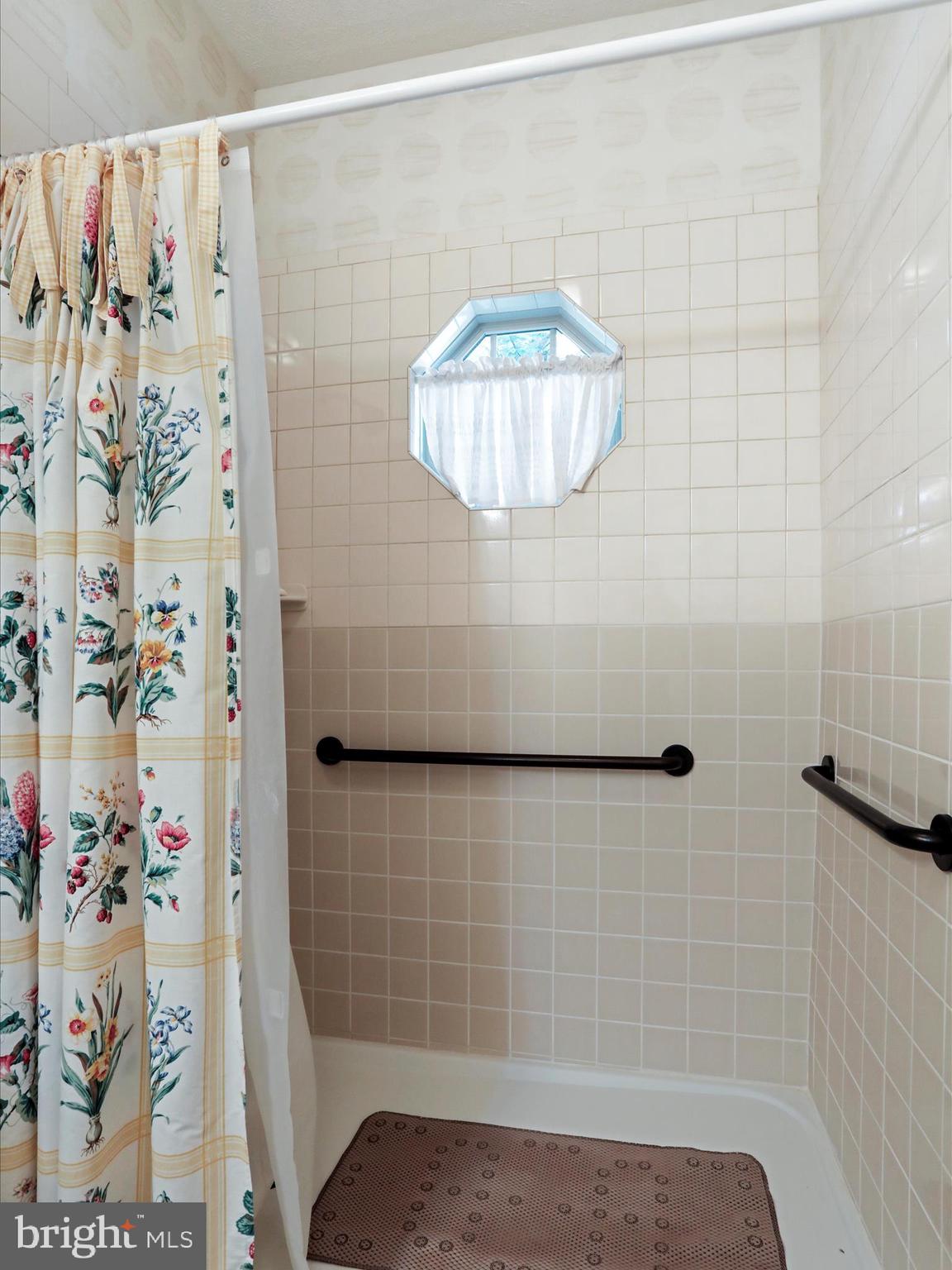 CORTLAND MANOR - Residential