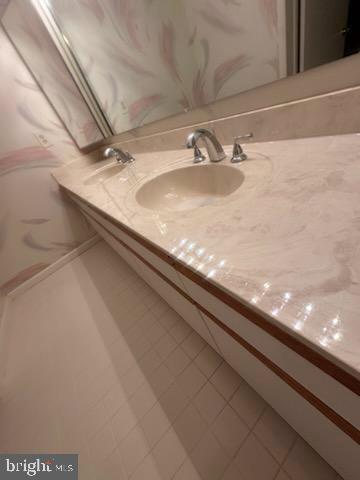 THE TOWERS - Residential