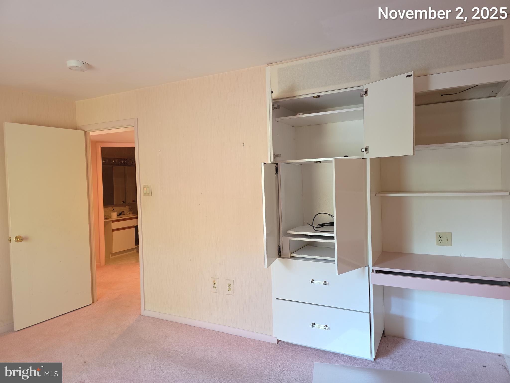 THE TOWERS - Residential