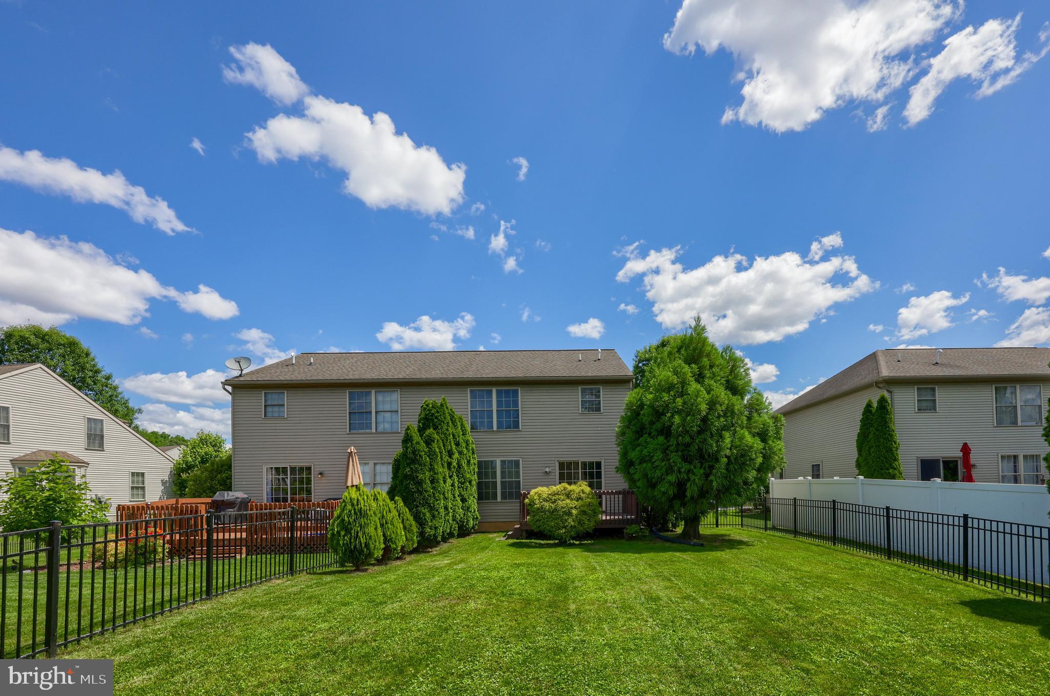 EAGLE VIEW ESTATES - Residential