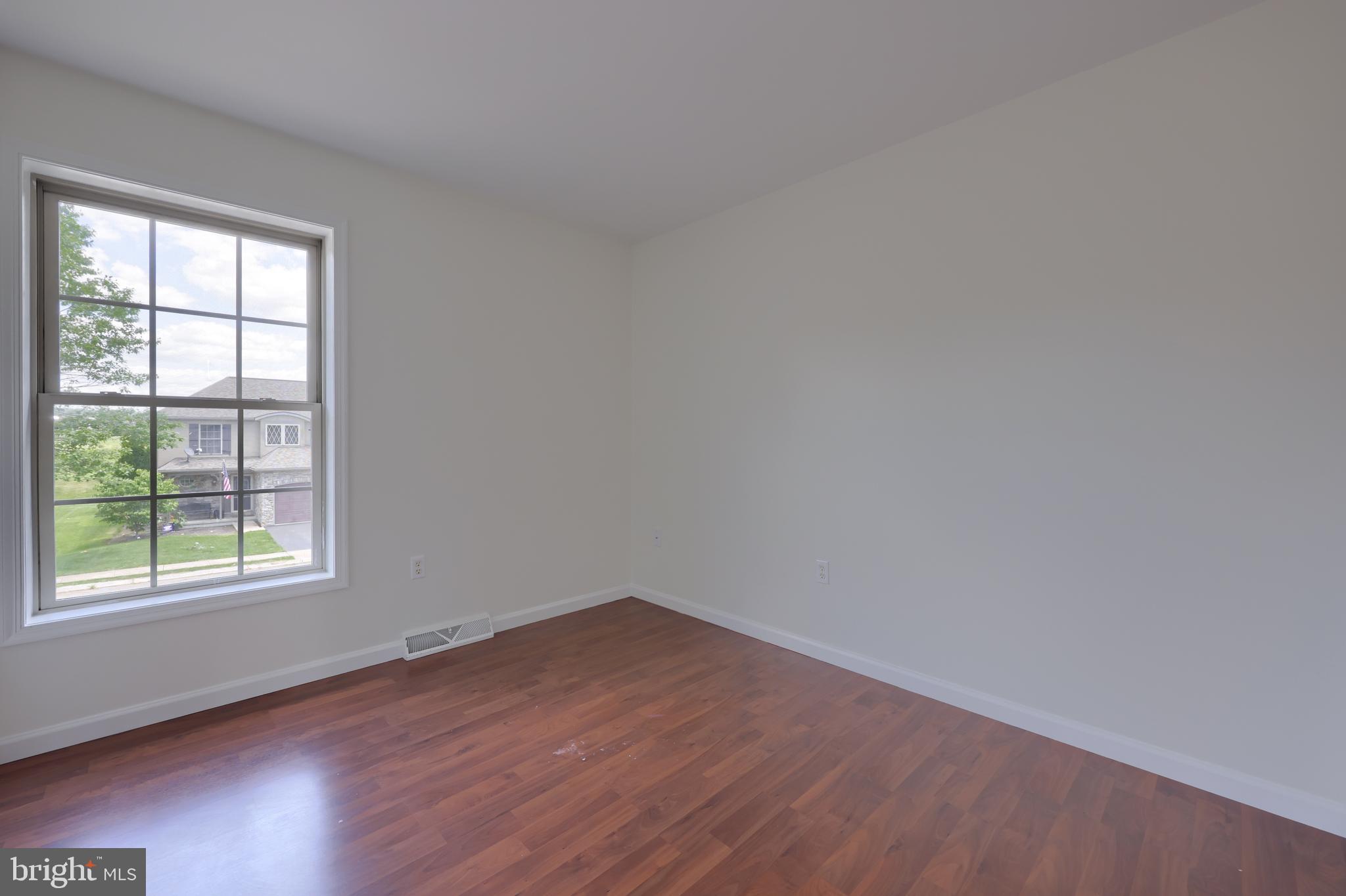 EAGLE VIEW ESTATES - Residential