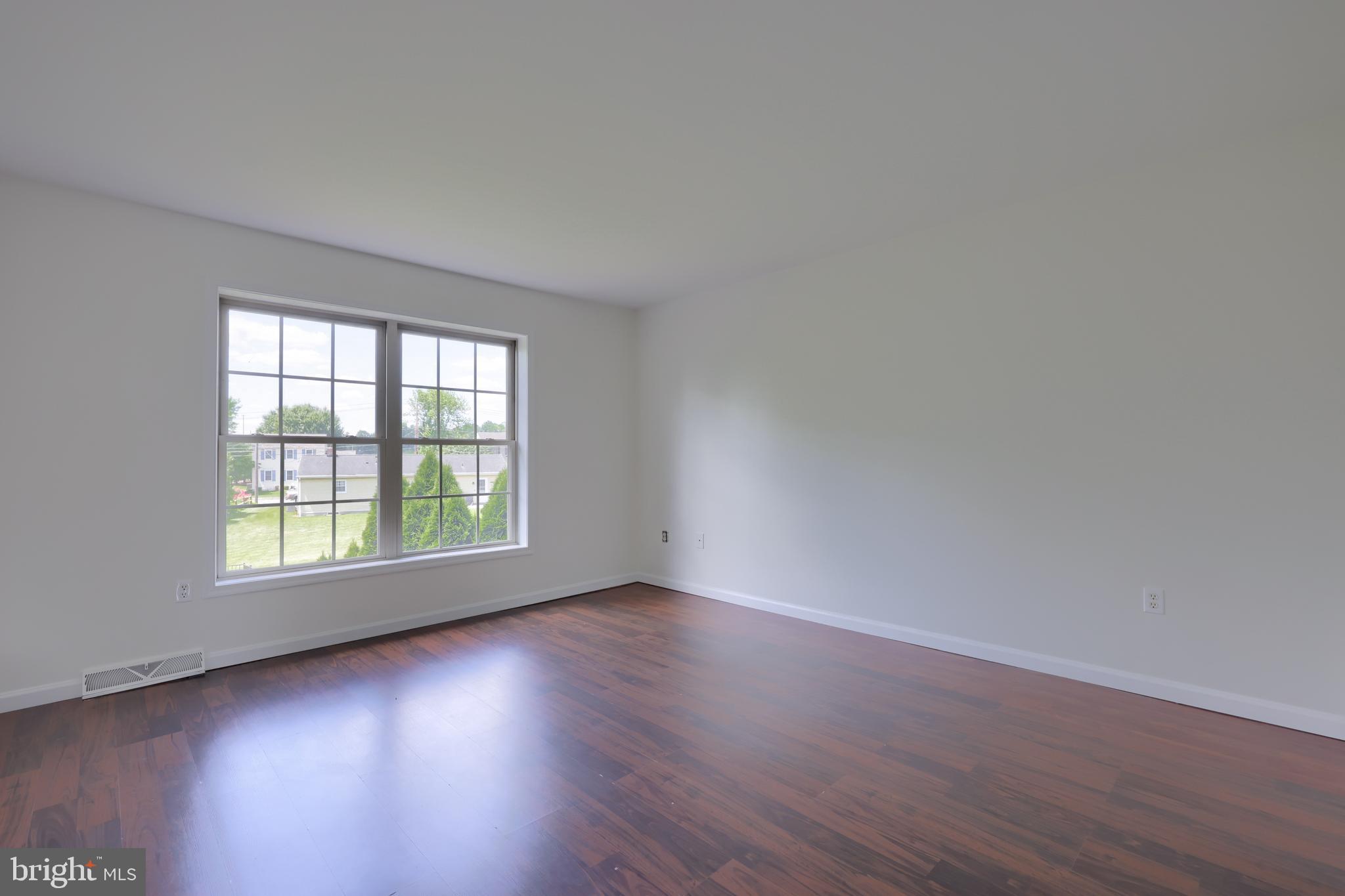 EAGLE VIEW ESTATES - Residential