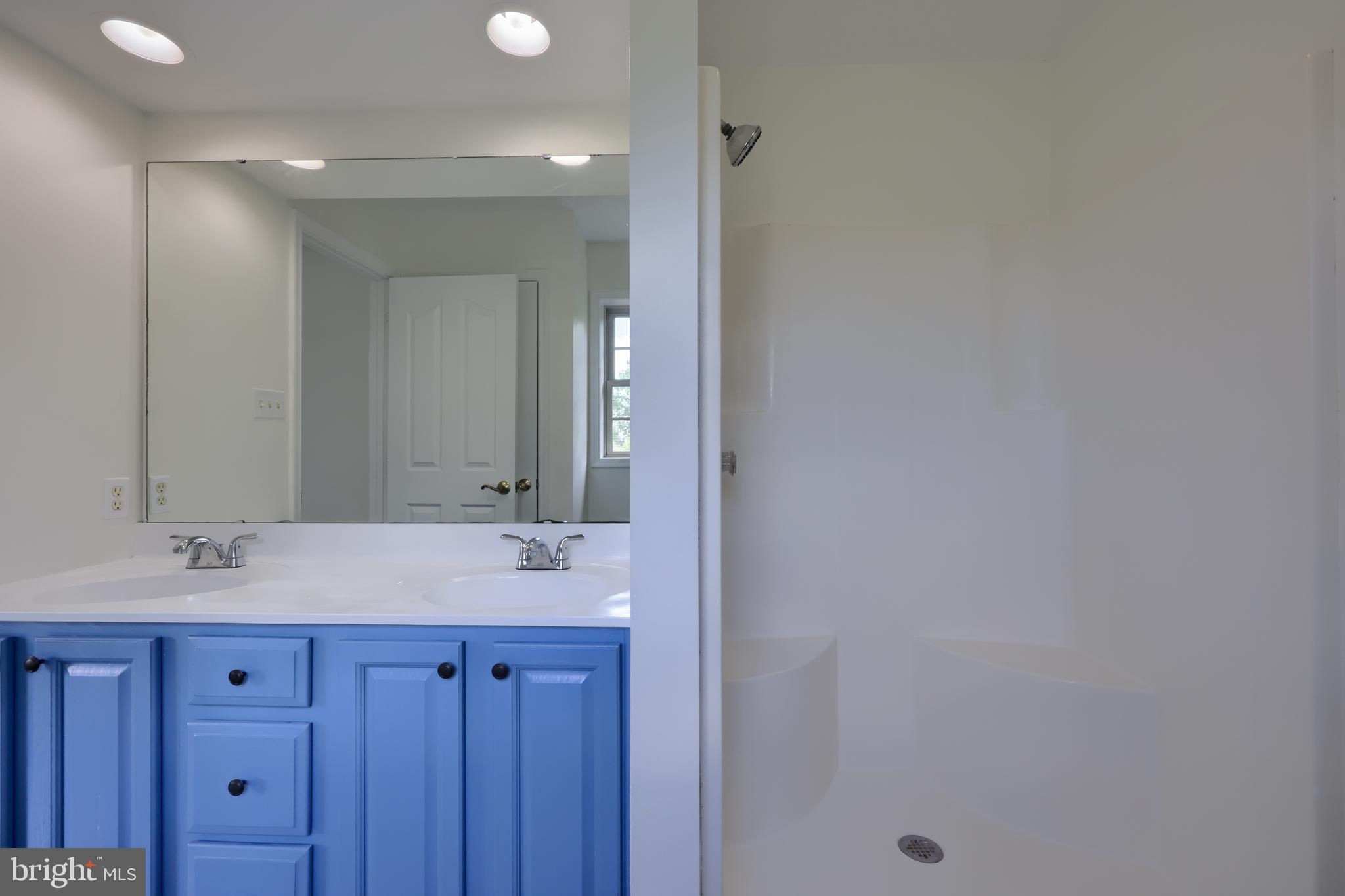 EAGLE VIEW ESTATES - Residential