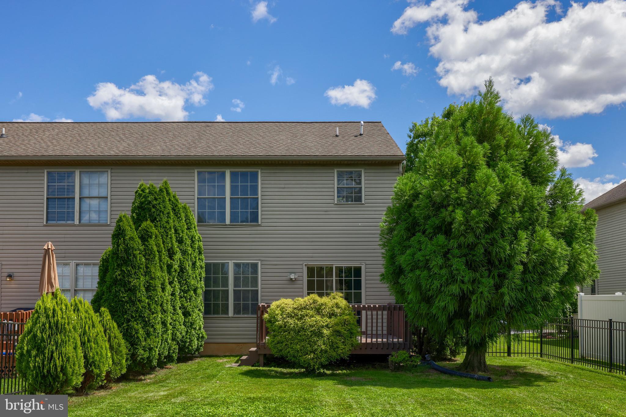 EAGLE VIEW ESTATES - Residential