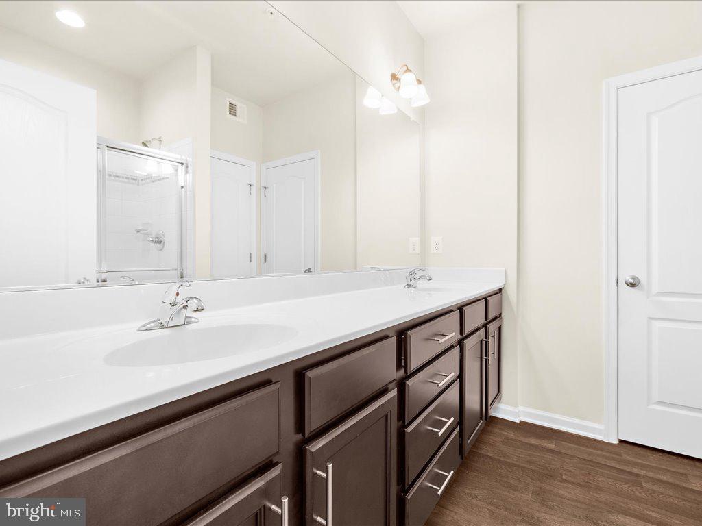 SEVERN HOLLOW - Residential