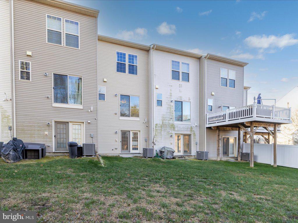 SEVERN HOLLOW - Residential