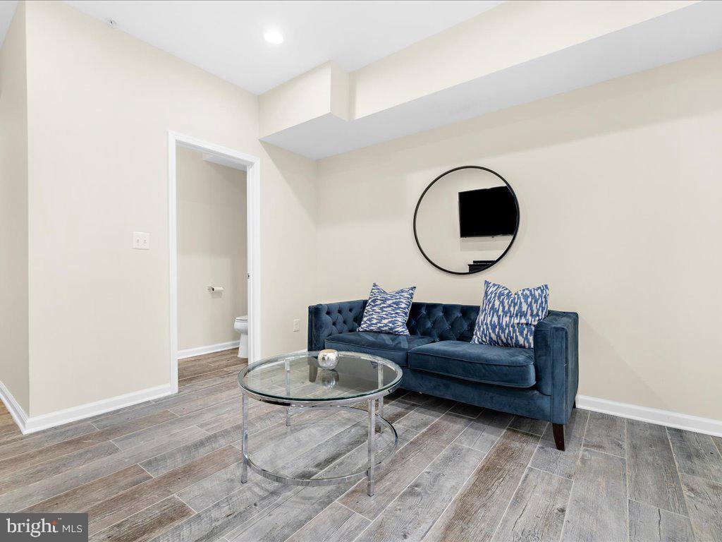 SEVERN HOLLOW - Residential