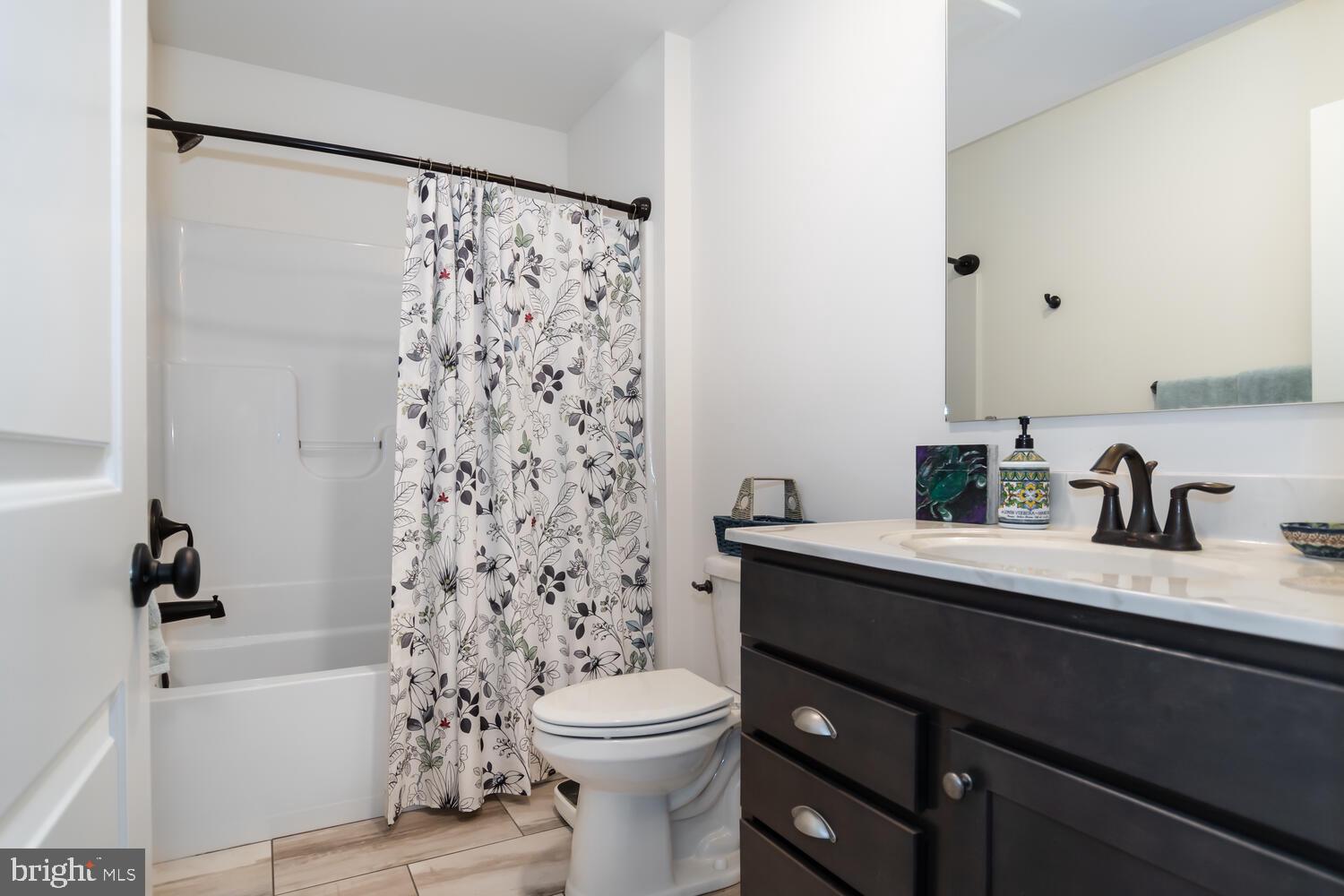 TILGHMAN ISLAND - Residential