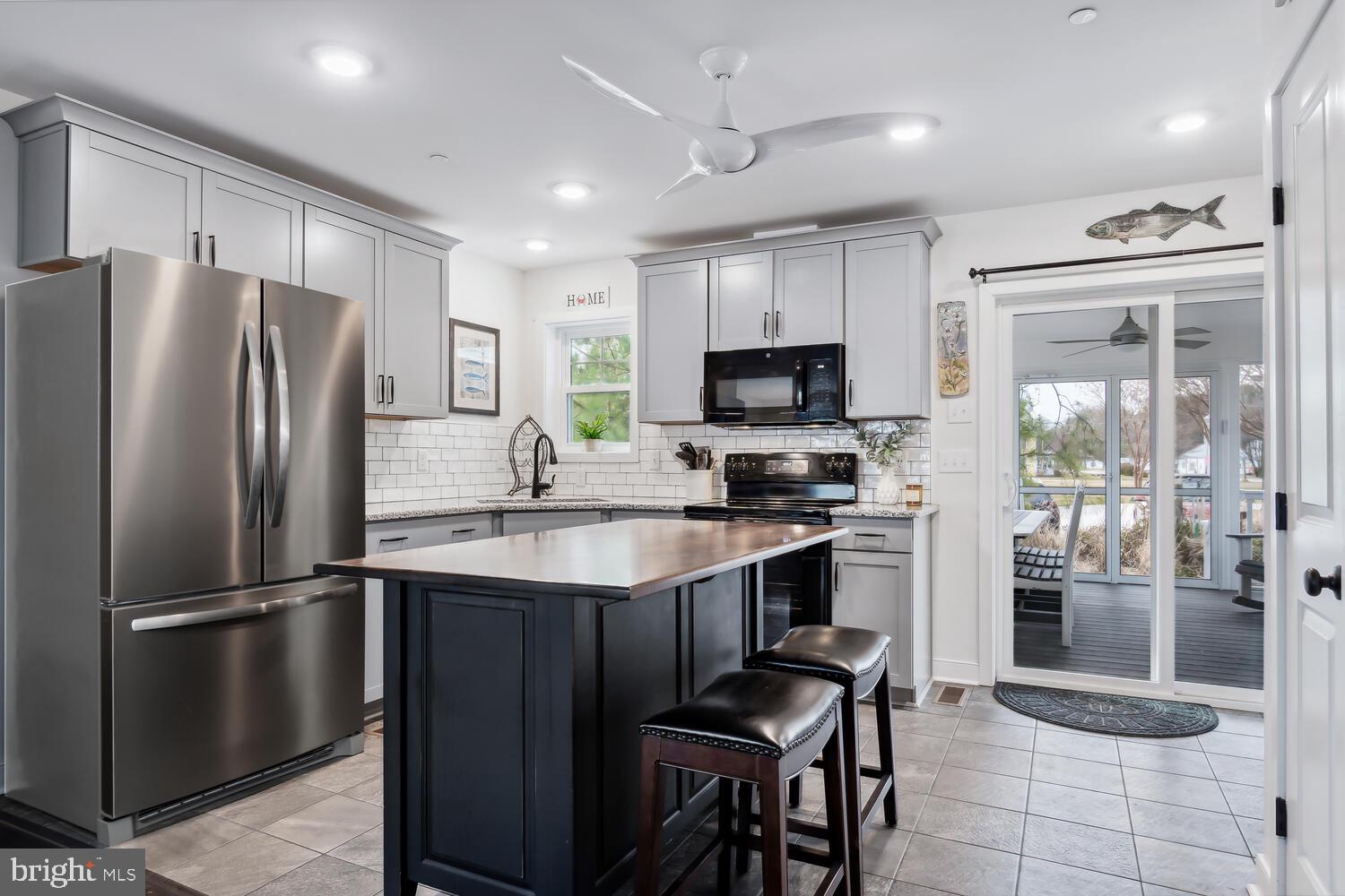 TILGHMAN ISLAND - Residential