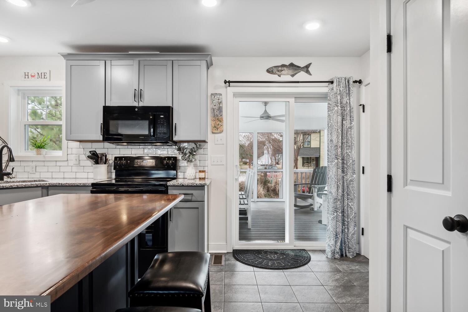 TILGHMAN ISLAND - Residential