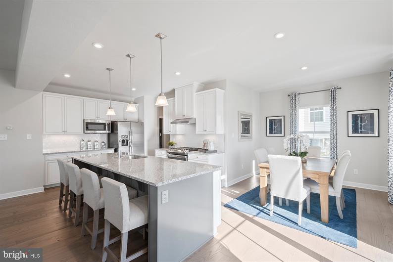 WELLINGTON FARMS - Residential