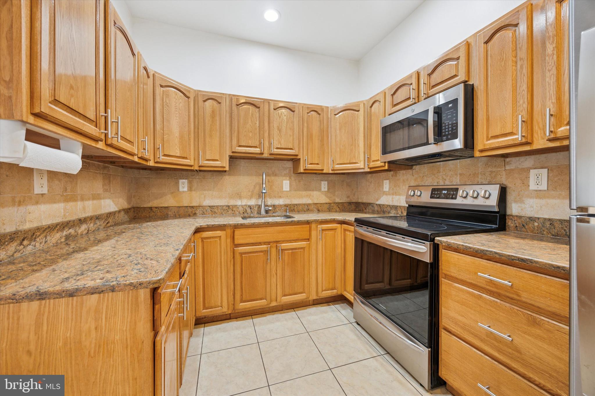 FRANKFORD - Residential Income