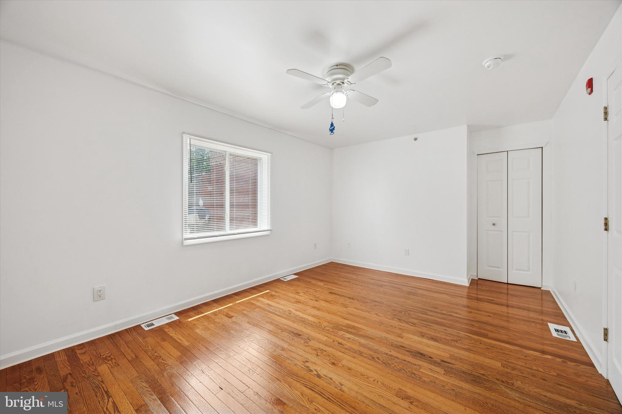 FRANKFORD - Residential Income