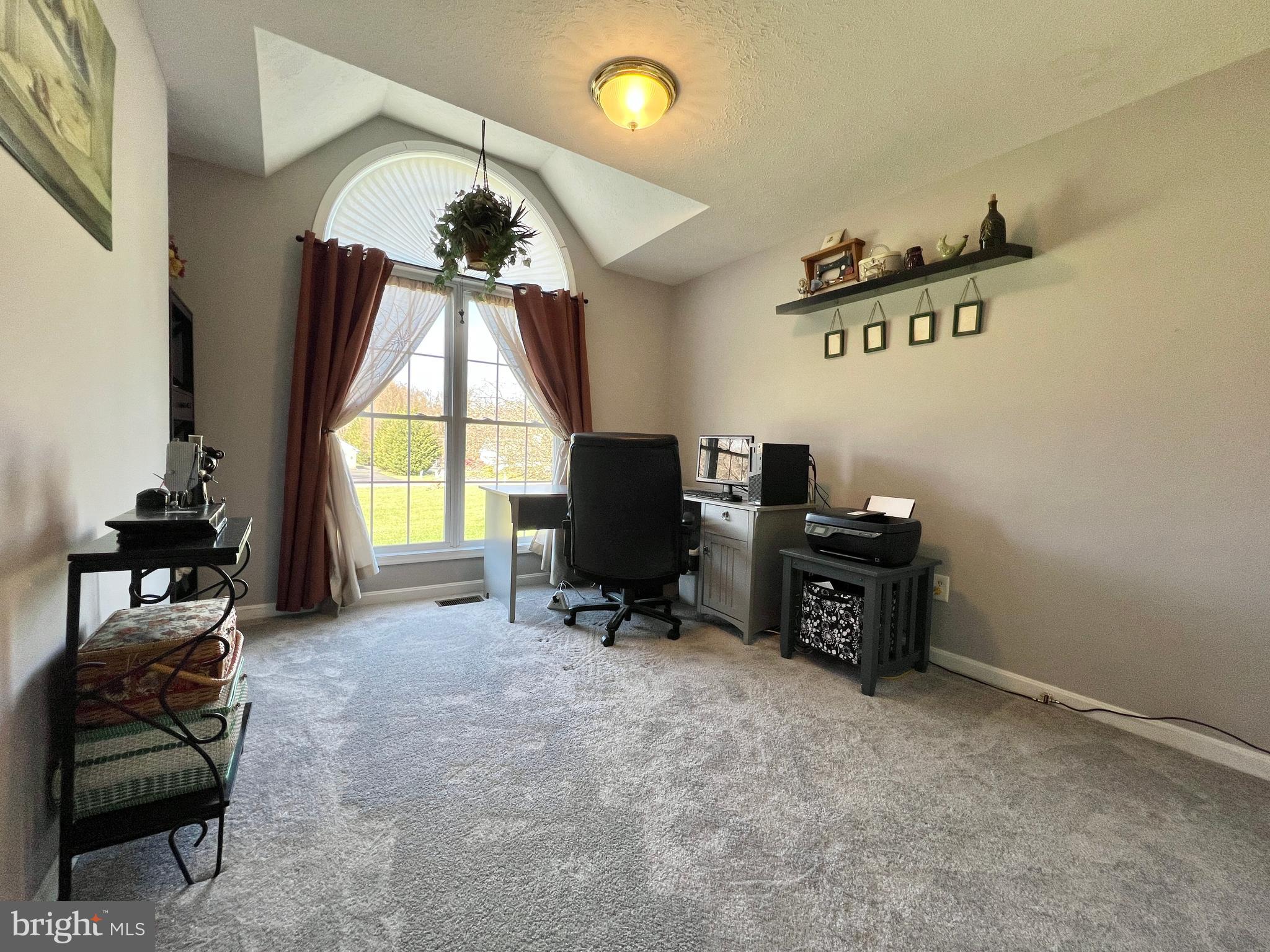 CROWN POINTE - Residential