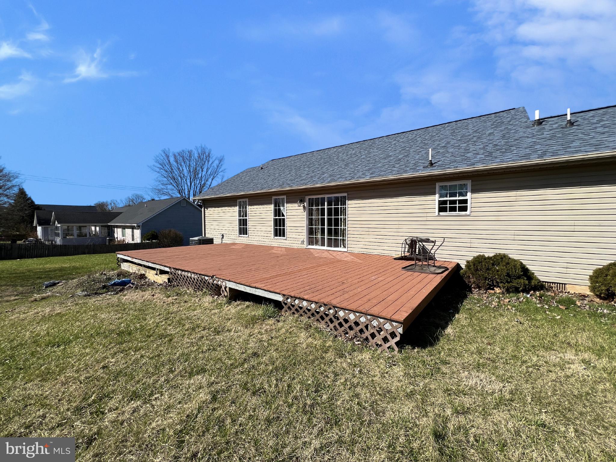 CROWN POINTE - Residential