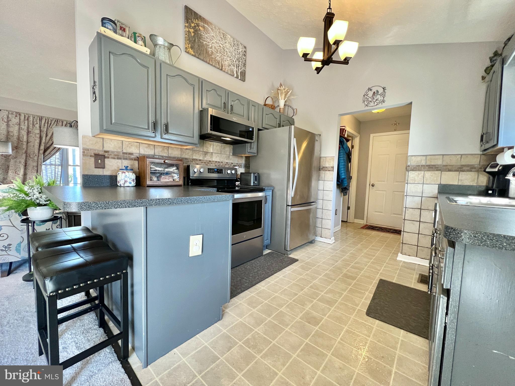 CROWN POINTE - Residential