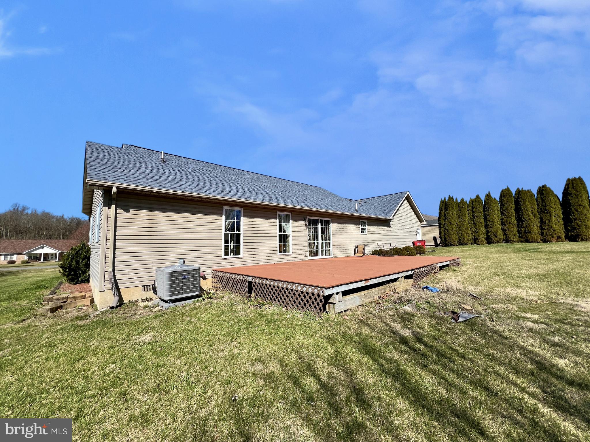 CROWN POINTE - Residential