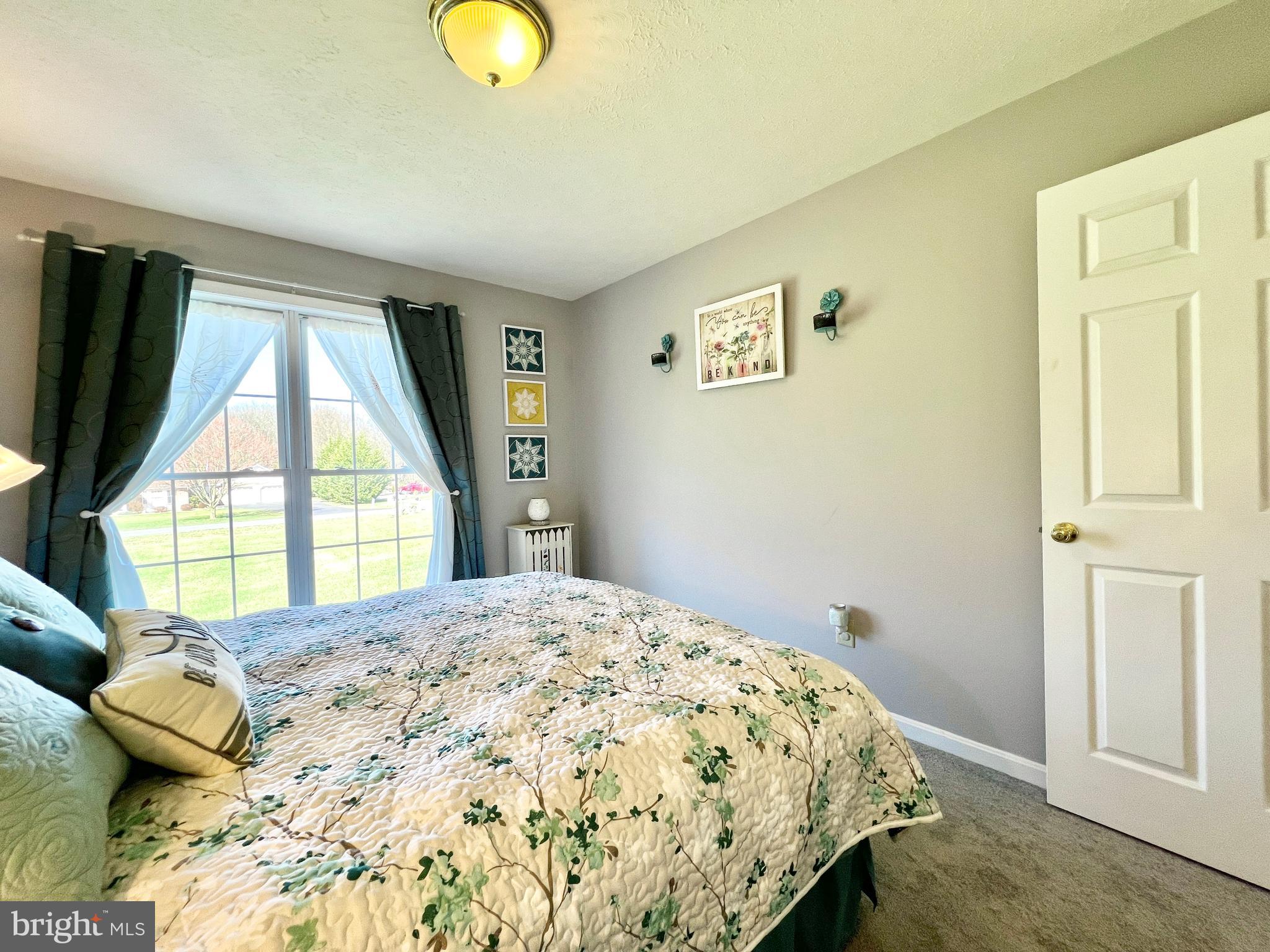 CROWN POINTE - Residential