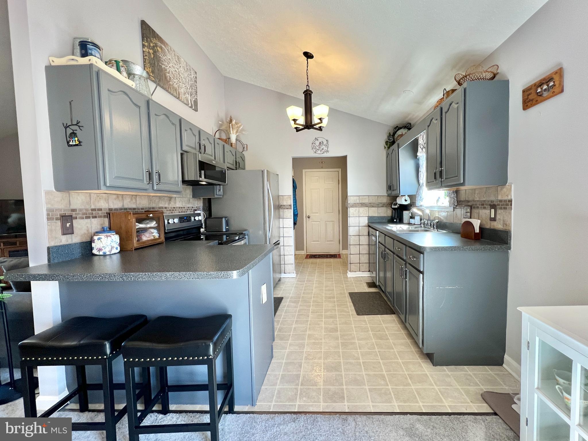 CROWN POINTE - Residential