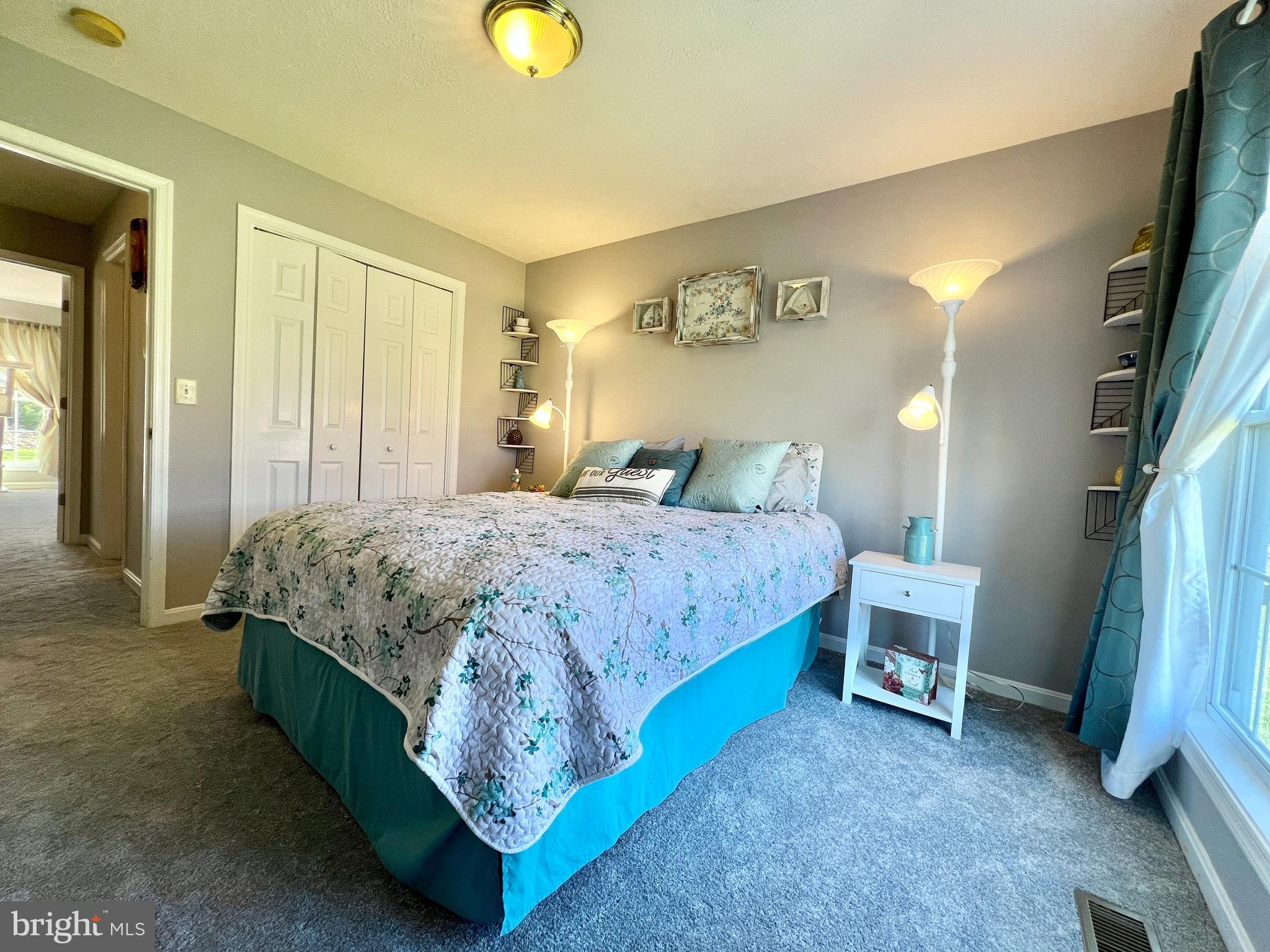 CROWN POINTE - Residential