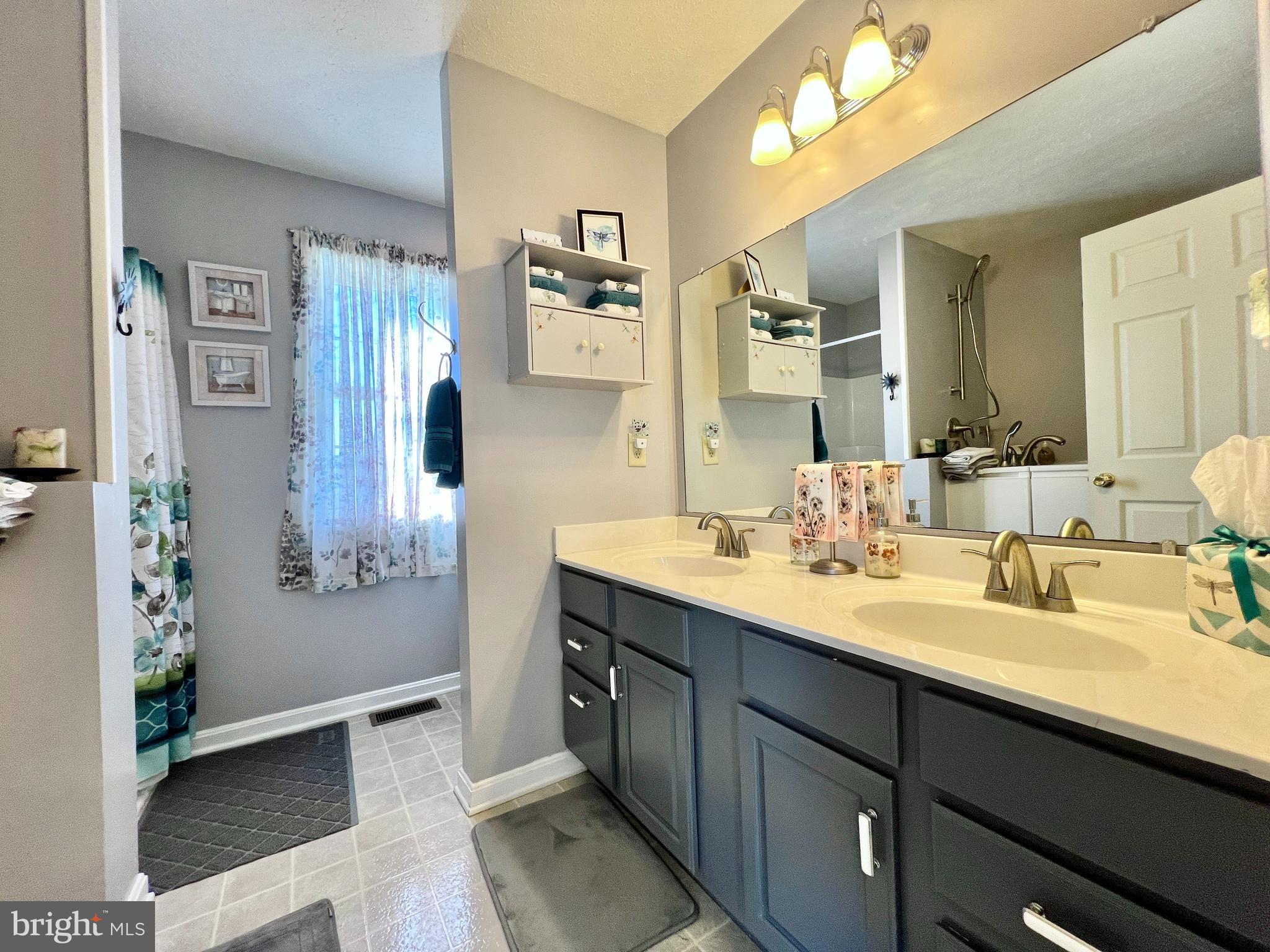 CROWN POINTE - Residential