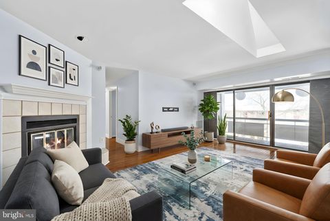 Property photo of 2844 Dover Lane 302, Falls Church, VA 22042