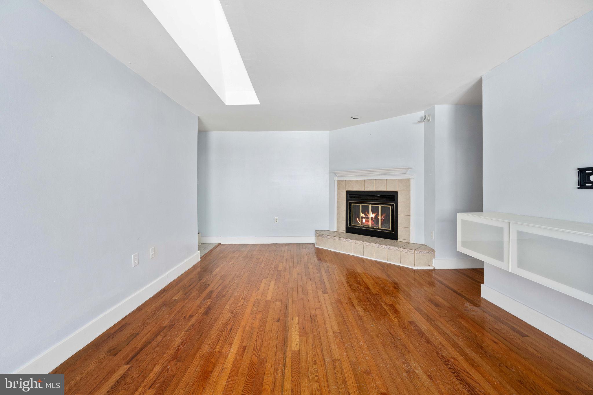 FAIRFIELD COMMONS - Residential