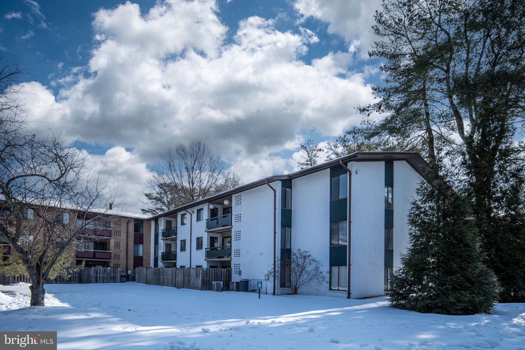 FAIRFIELD COMMONS - Residential