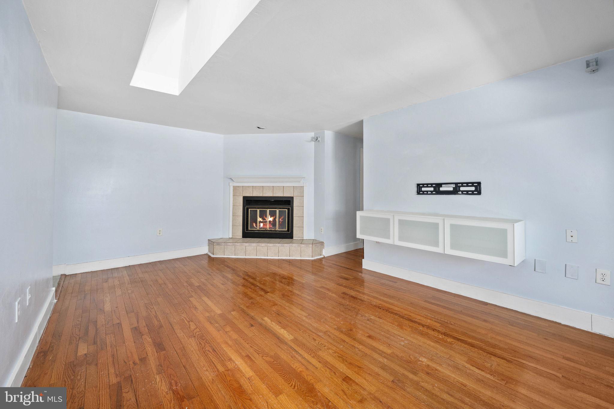 FAIRFIELD COMMONS - Residential