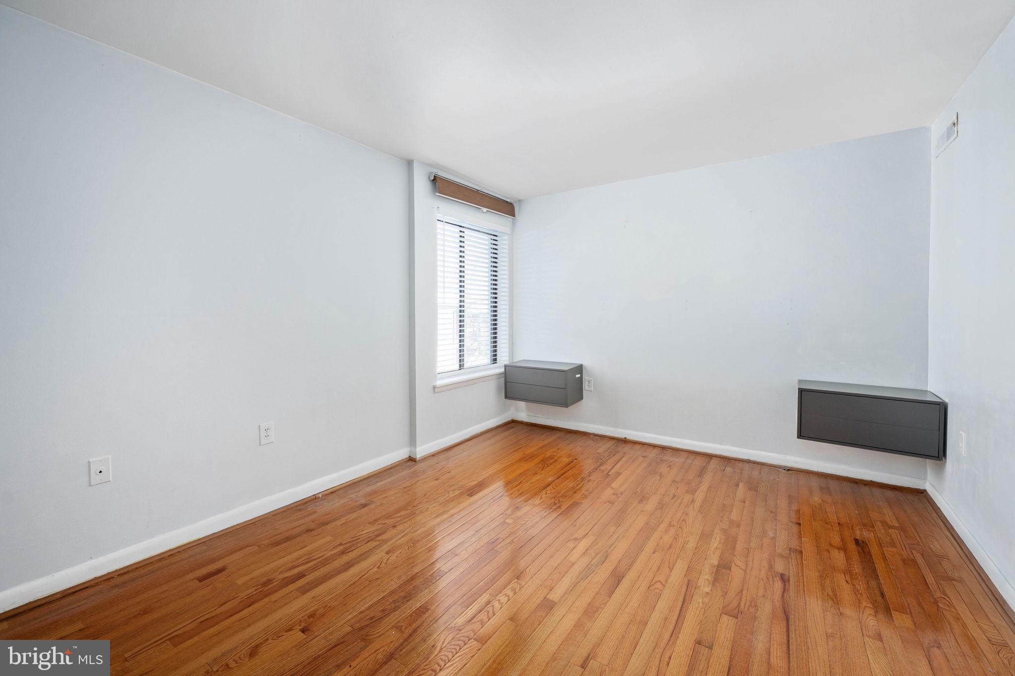 FAIRFIELD COMMONS - Residential