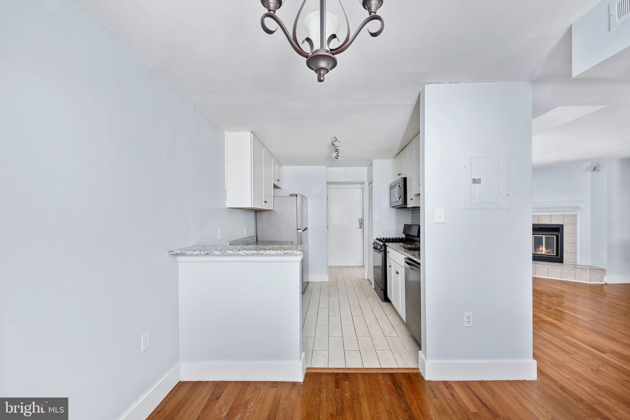 FAIRFIELD COMMONS - Residential