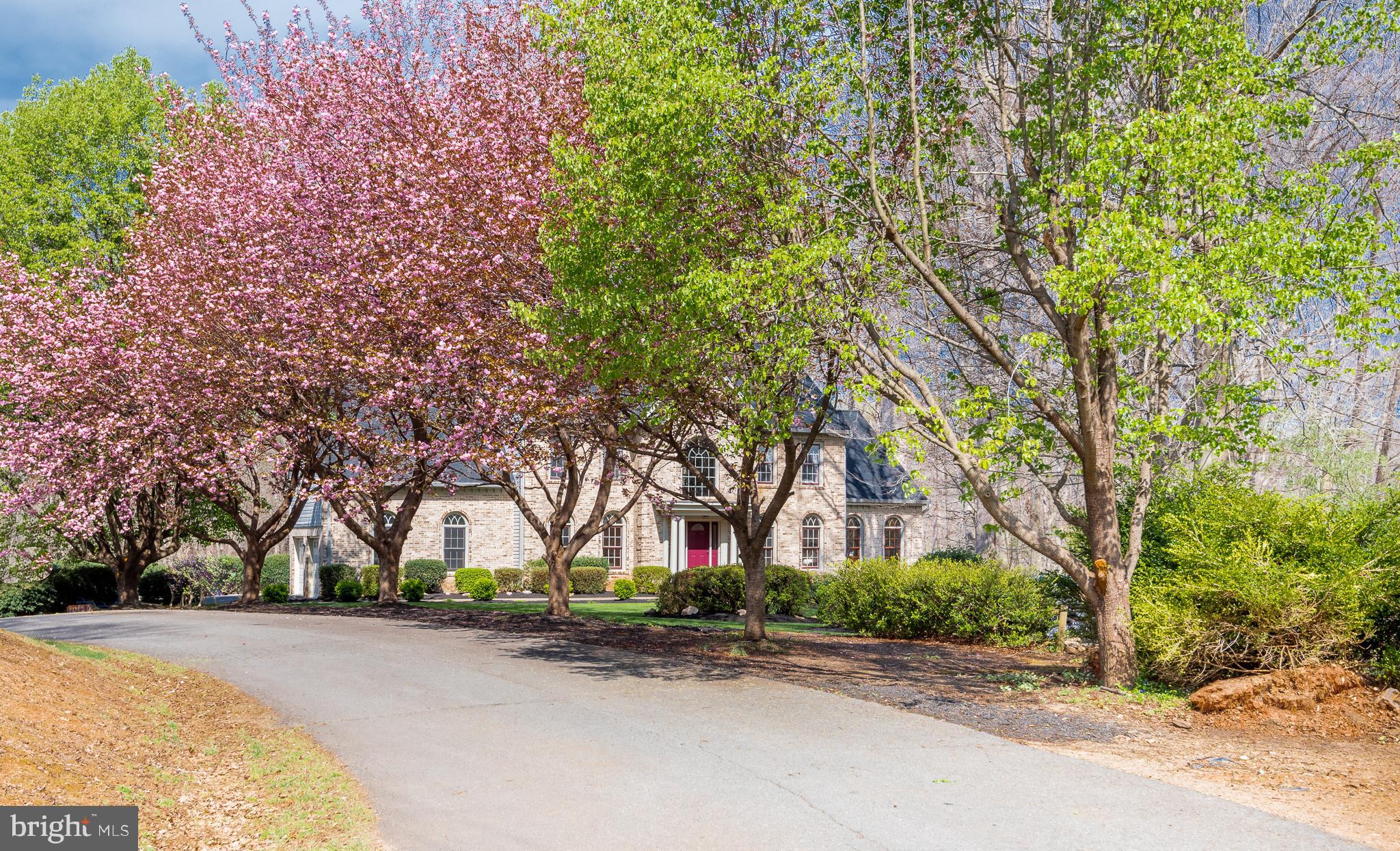 BEAR CREEK - Residential