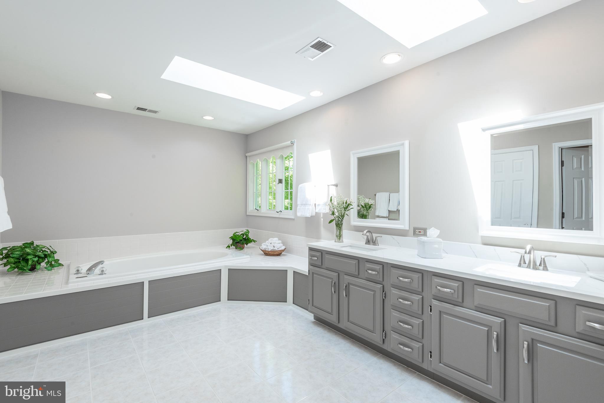 BEAR CREEK - Residential