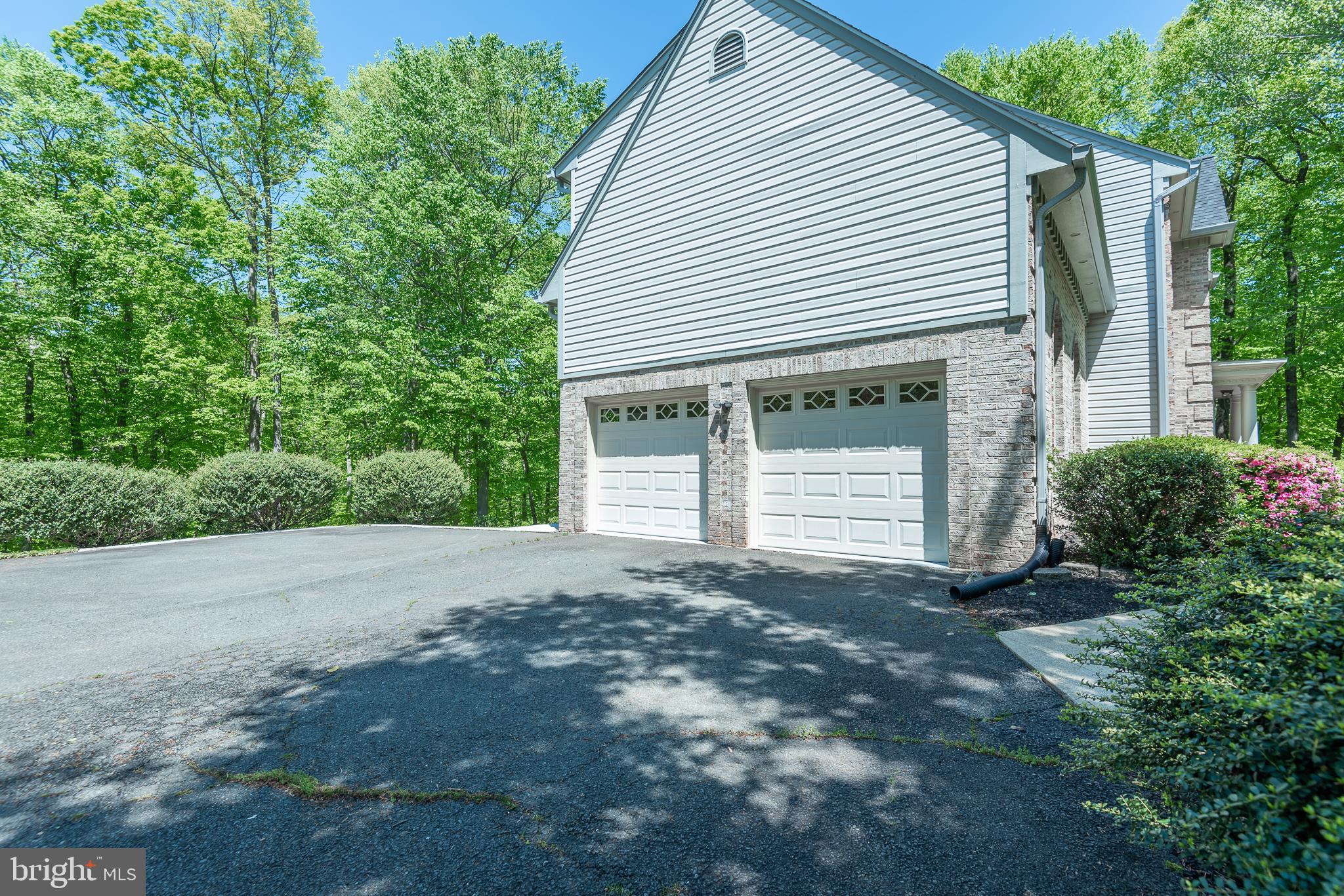 BEAR CREEK - Residential