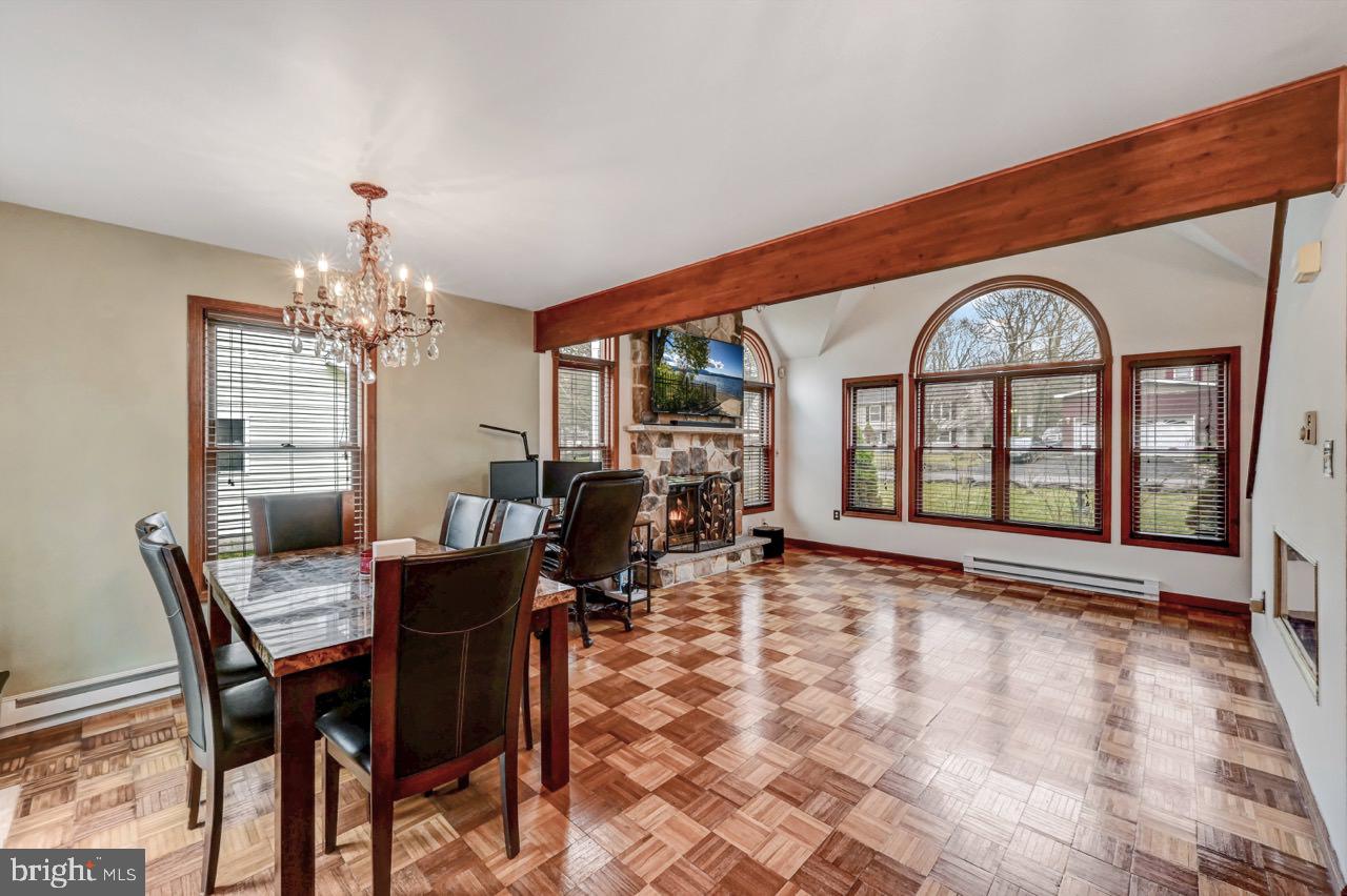 POCONO FARMS EAST - Residential