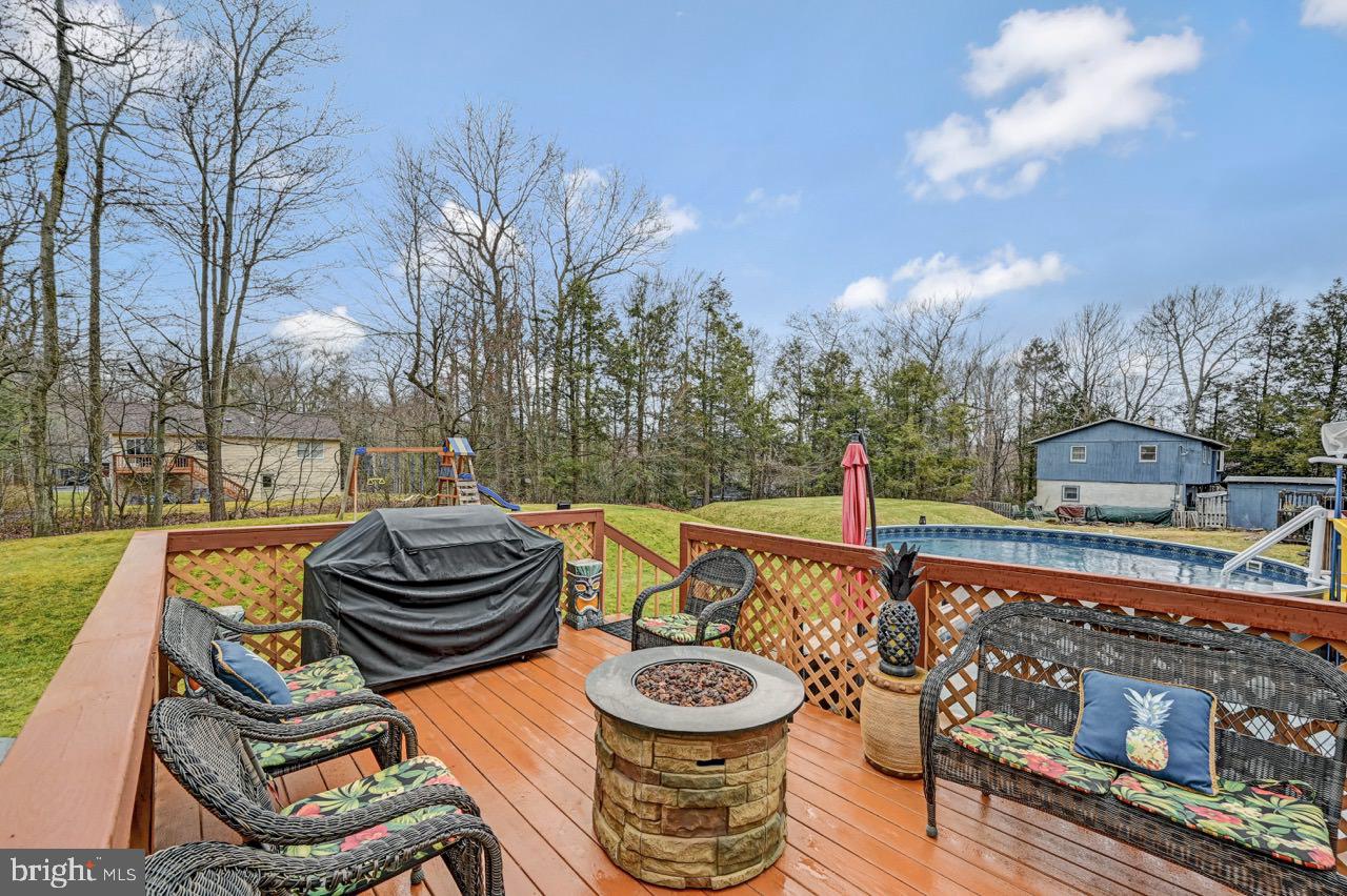 POCONO FARMS EAST - Residential