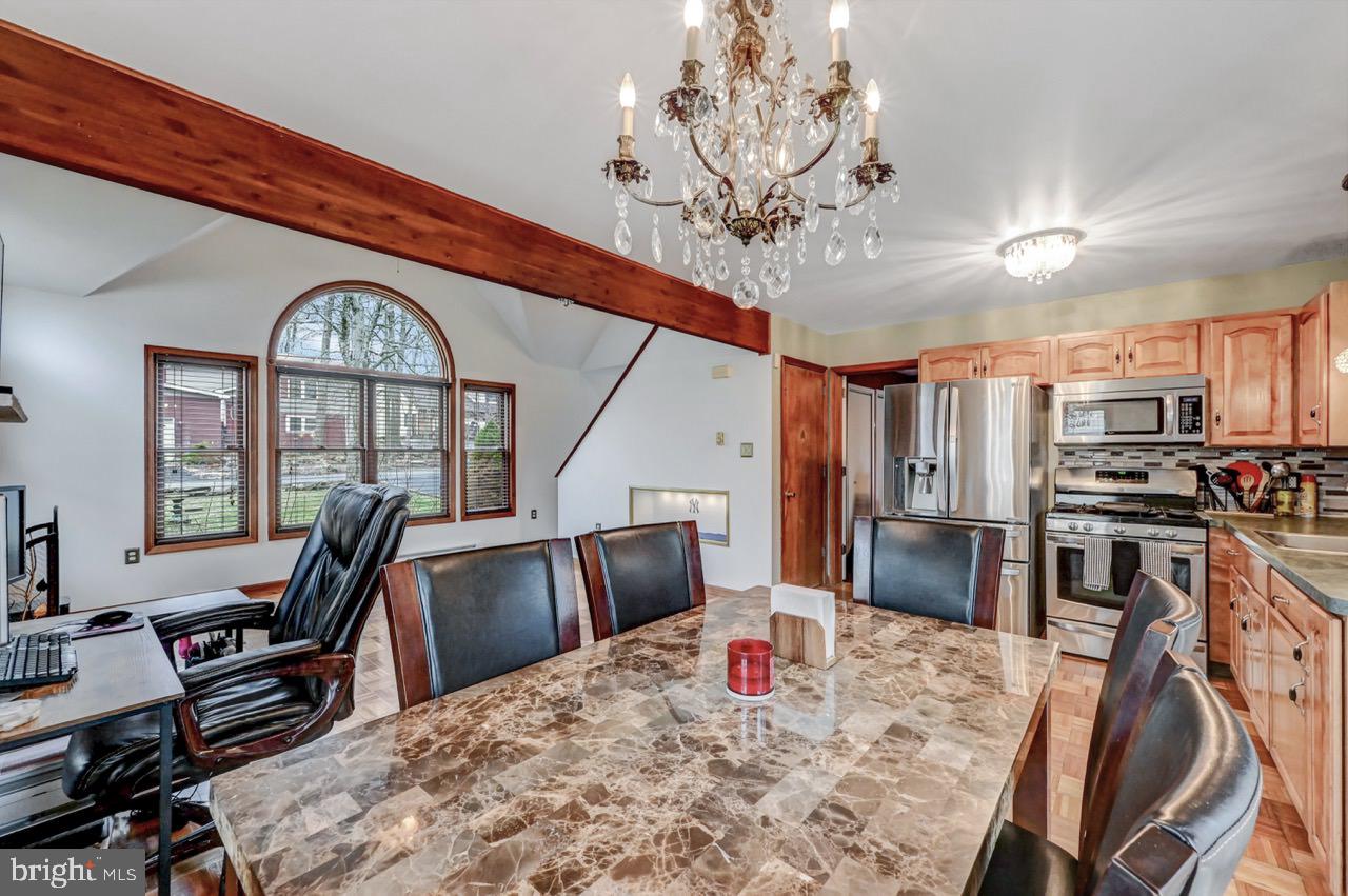 POCONO FARMS EAST - Residential