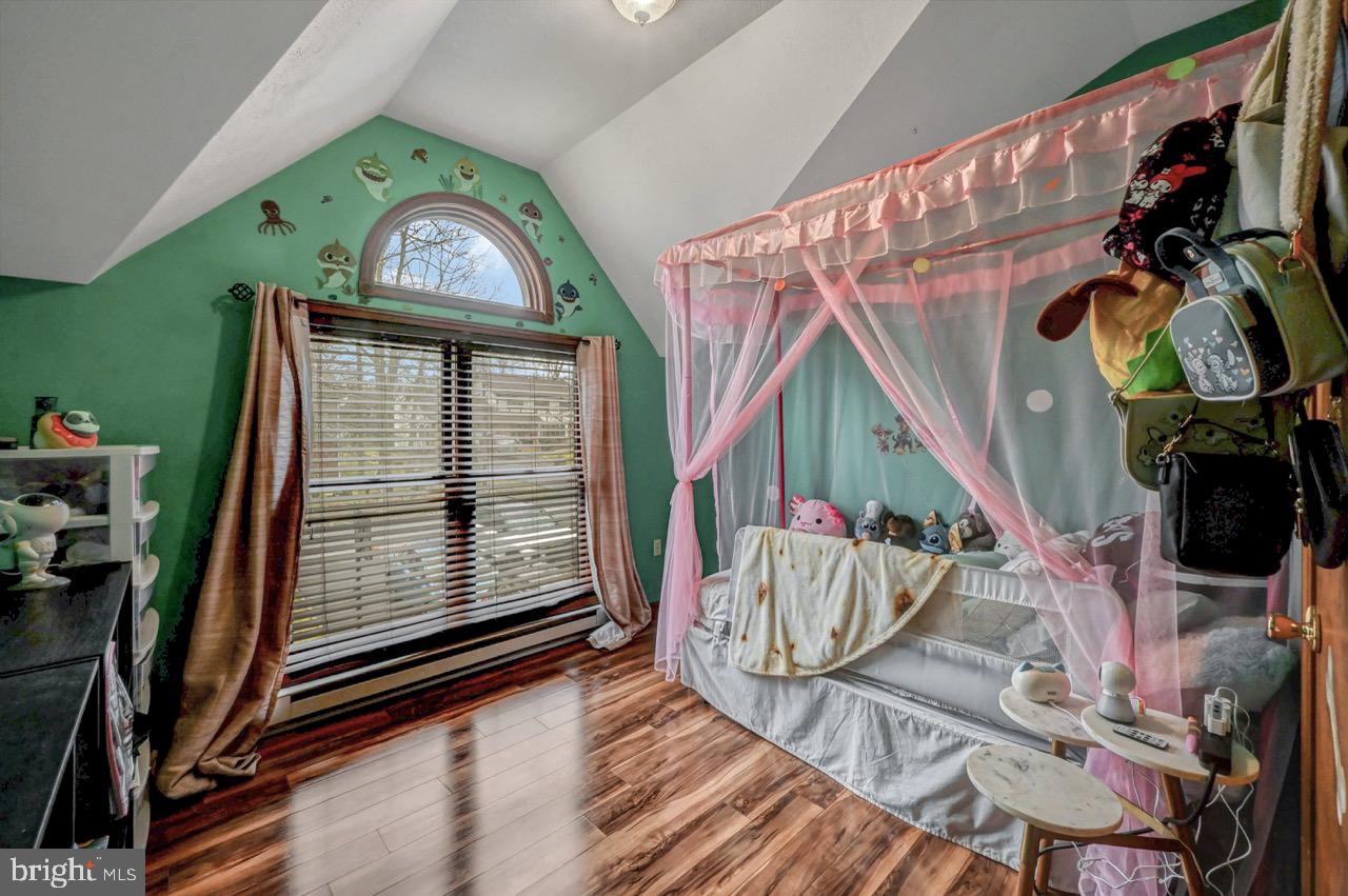 POCONO FARMS EAST - Residential