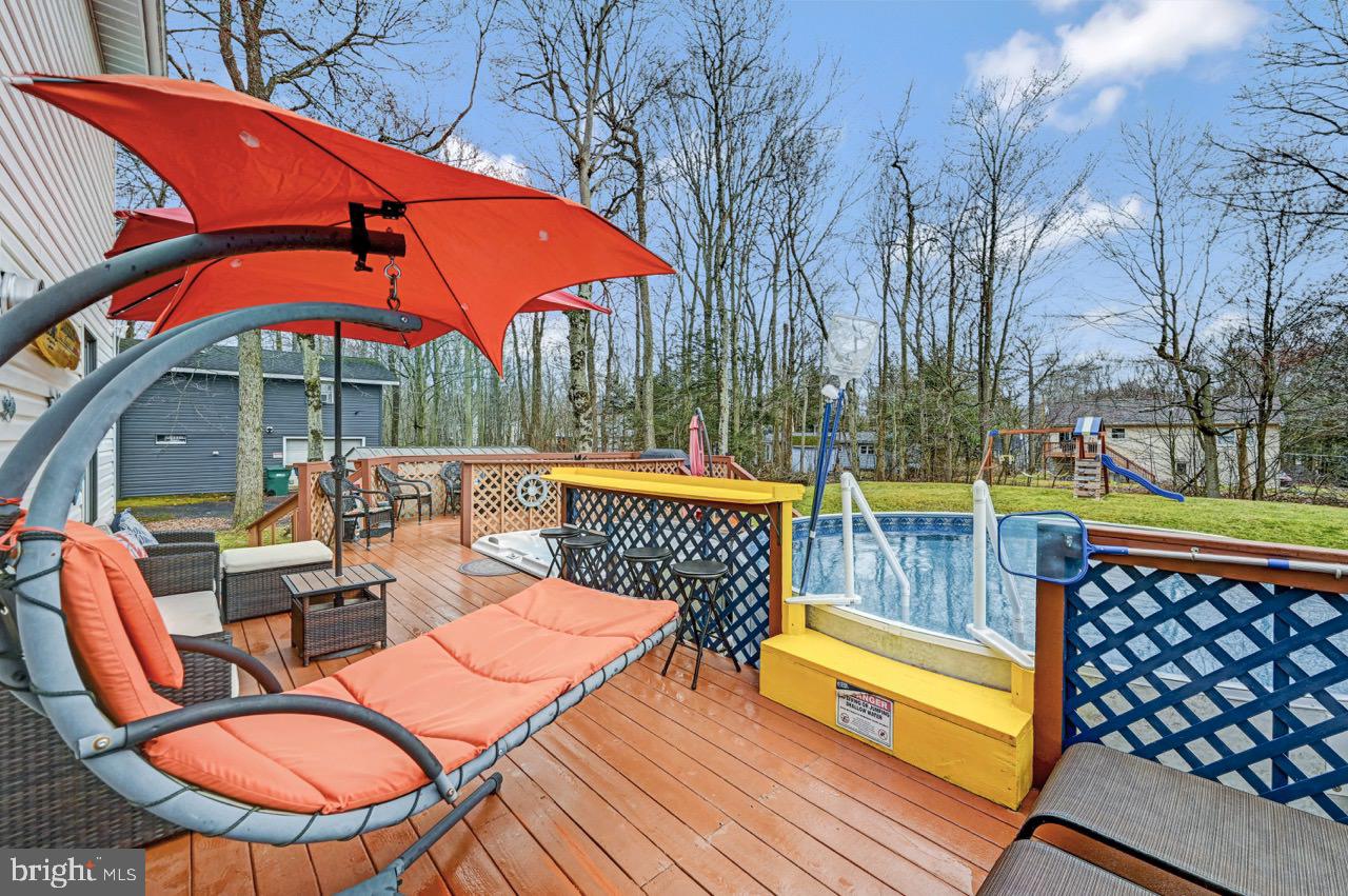 POCONO FARMS EAST - Residential