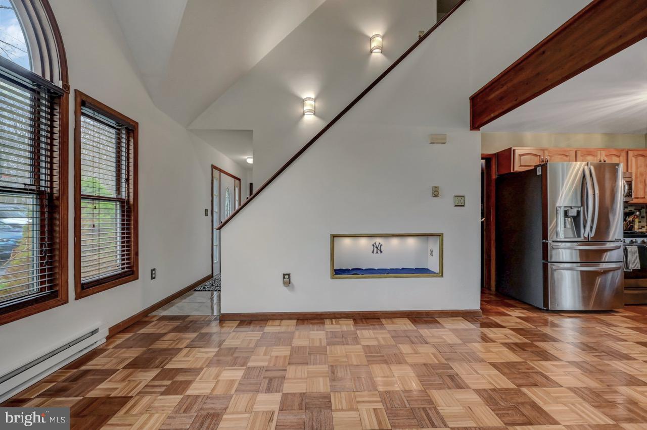 POCONO FARMS EAST - Residential