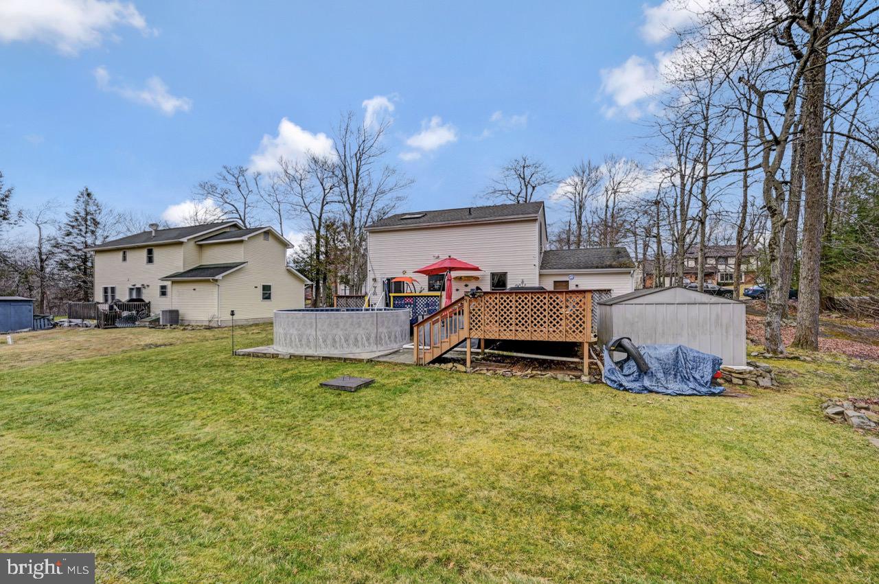 POCONO FARMS EAST - Residential