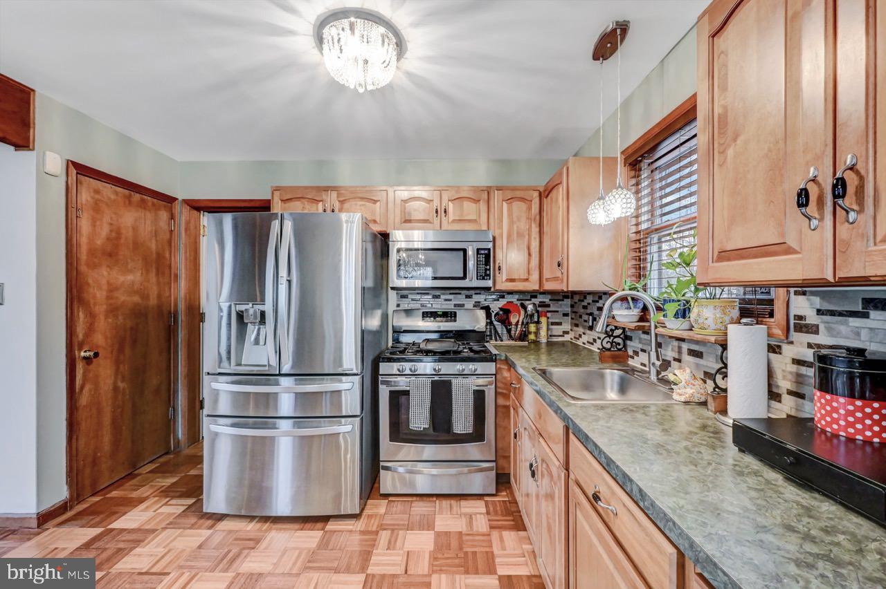 POCONO FARMS EAST - Residential