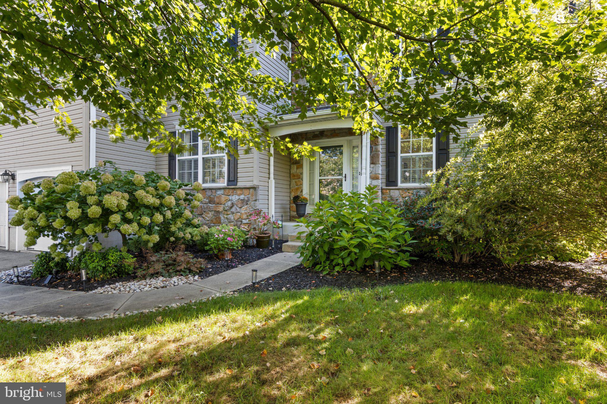 113 SCHOOLVIEW LANE