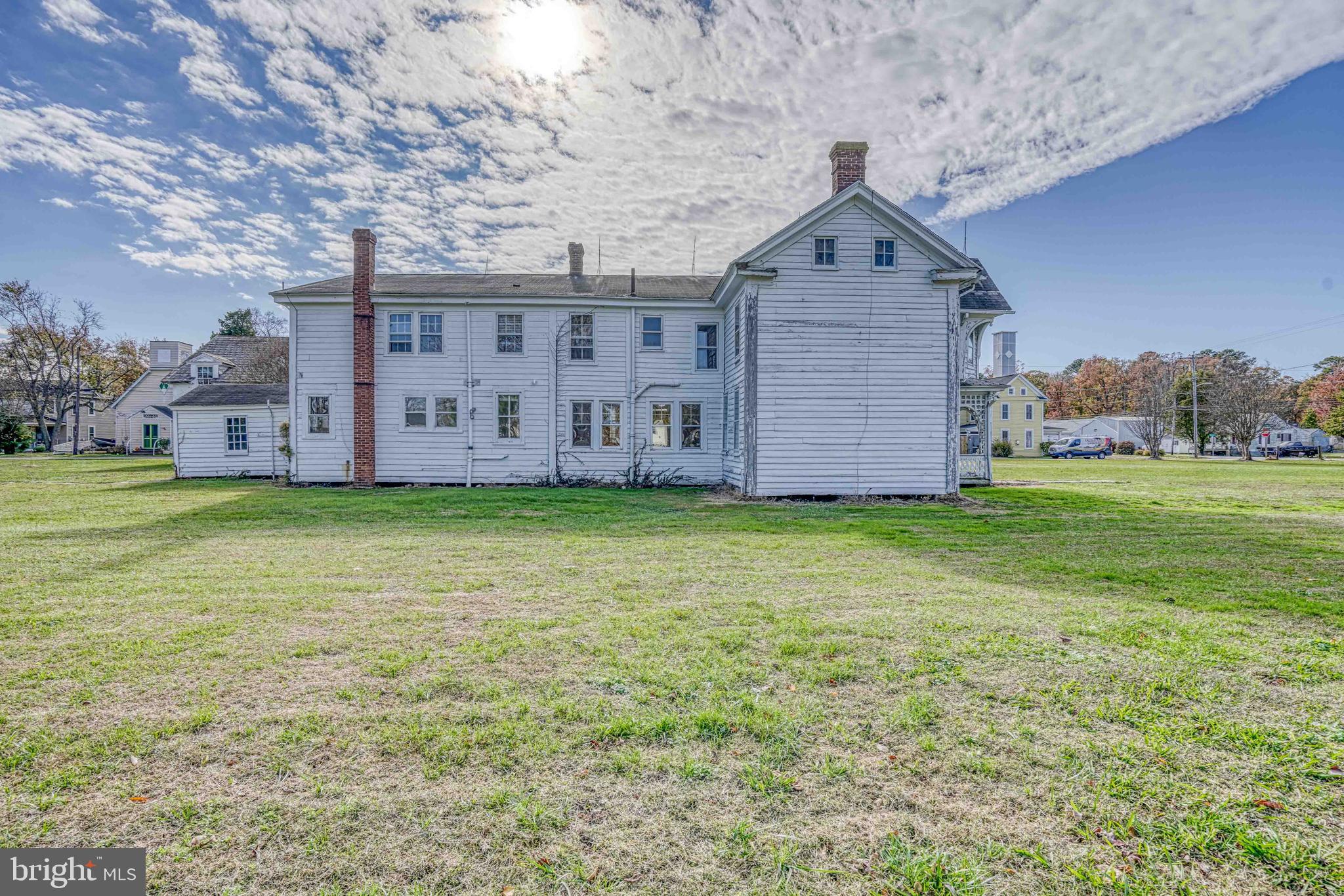 TILGHMAN - Residential