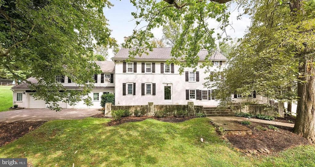 Photo of 908 Lincoln Road, PHOENIXVILLE, PA 19460 (MLS # PACT2113520)